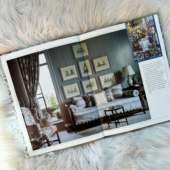 RARE Vintage Victoria’s Secret ‘90s Romantic Style Home Decor Hardcover Book - Picture 5 of 11